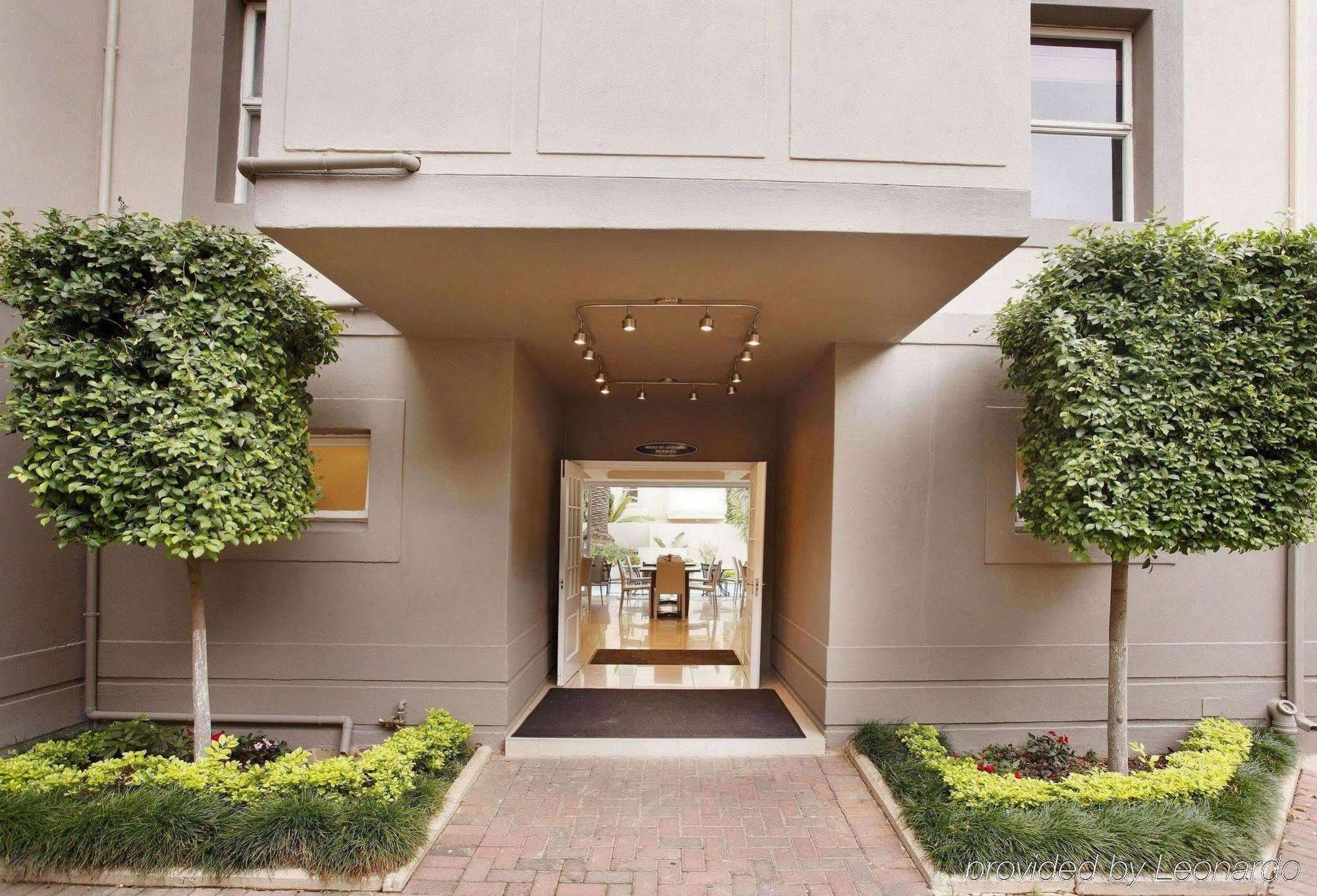 The Capital Villa Sandton Buitenkant foto