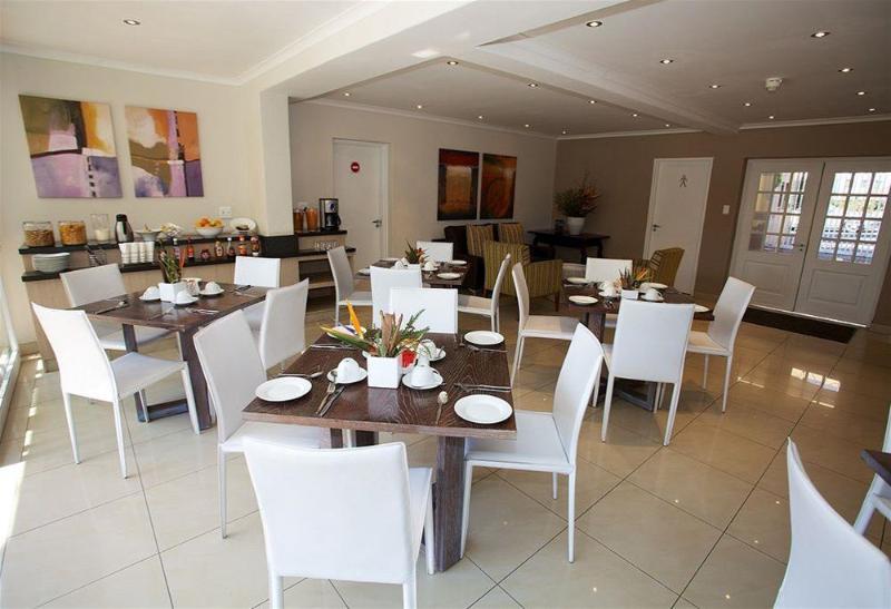 The Capital Villa Sandton Buitenkant foto