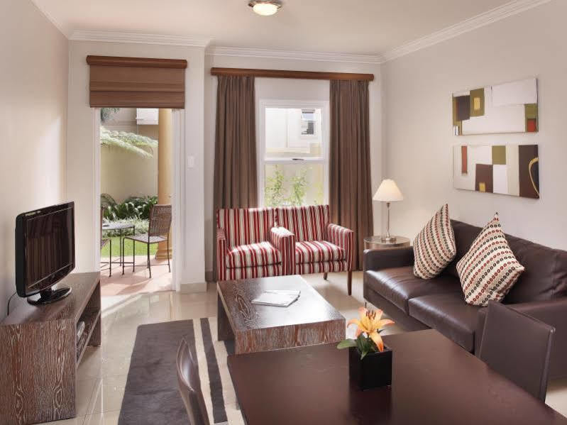 The Capital Villa Sandton Buitenkant foto