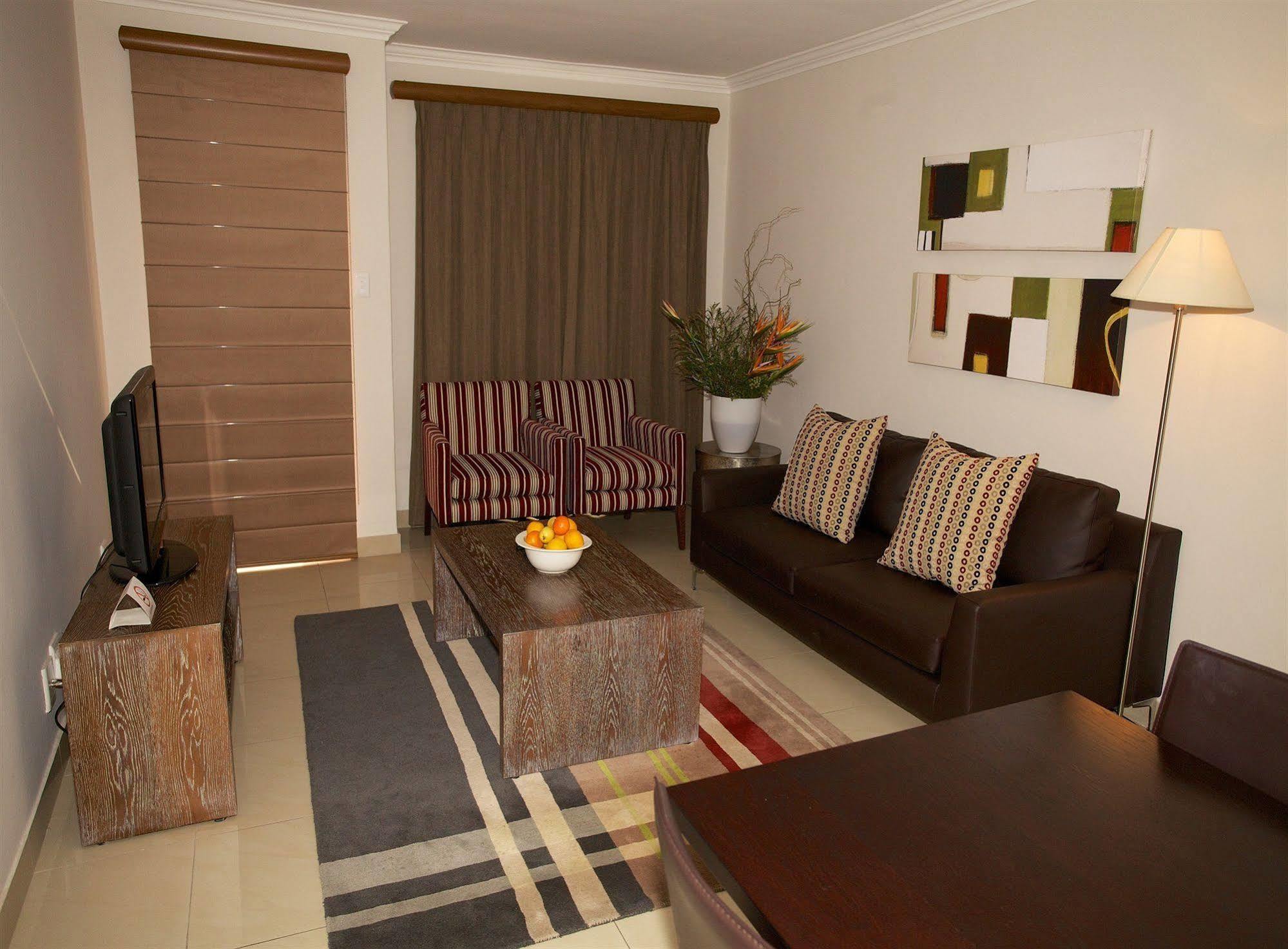 The Capital Villa Sandton Buitenkant foto